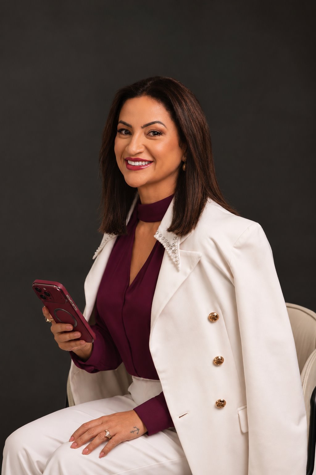 Thaís Martins, advogada e mentora de posicionamento digital
